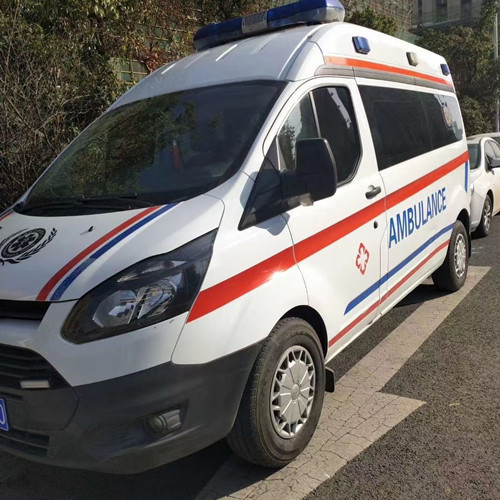 碧江品质救护车出租,为您的健康出行负责