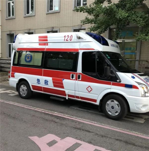 碧江选择我们的救护车出租,开启安心转院之旅